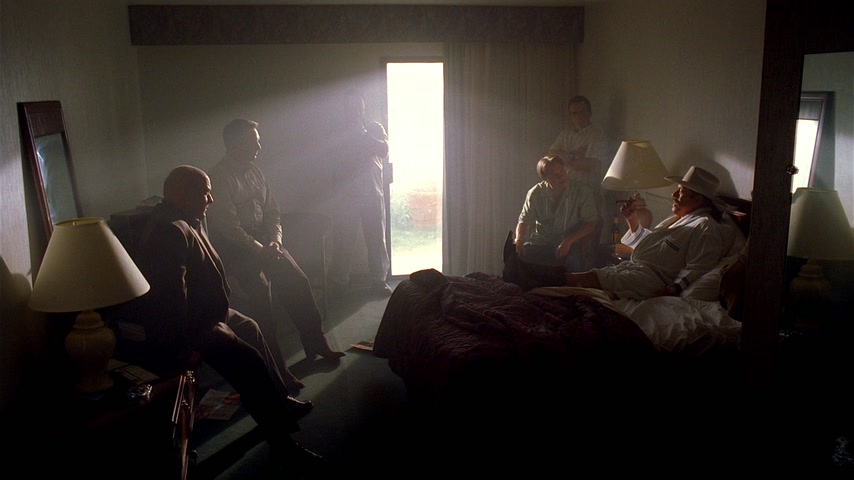 Чёрный и голубой Скриншот 33